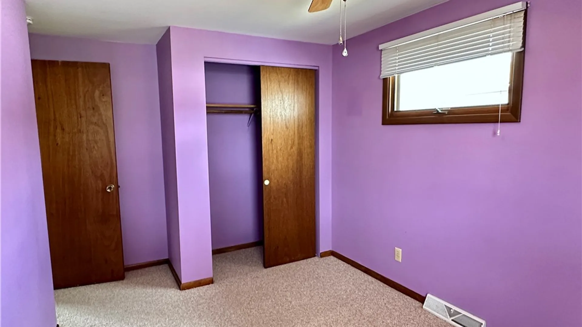Property at 104 Castlewood Drive, Cheektowaga, NY 14227 27
