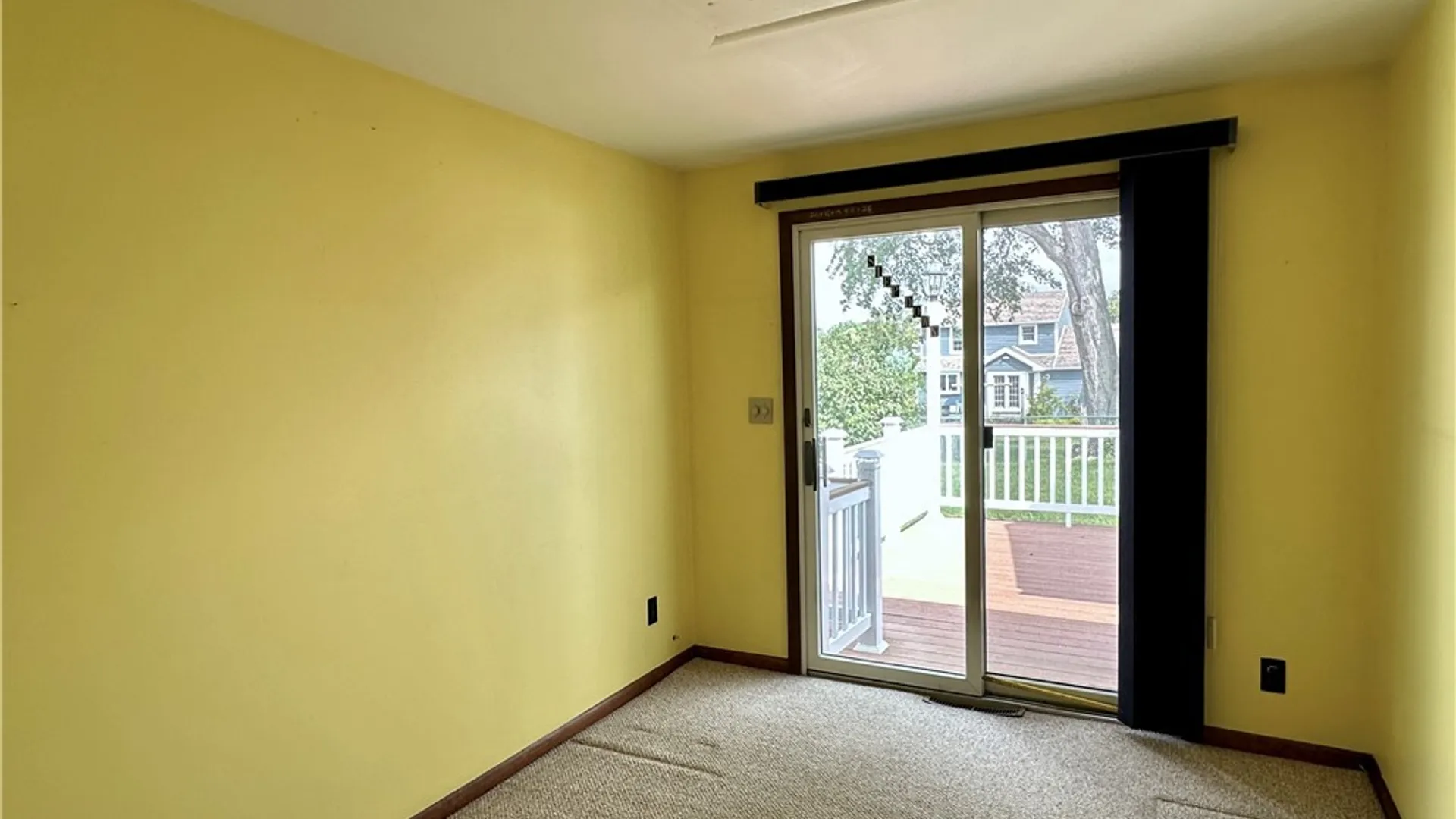 Property at 104 Castlewood Drive, Cheektowaga, NY 14227 28