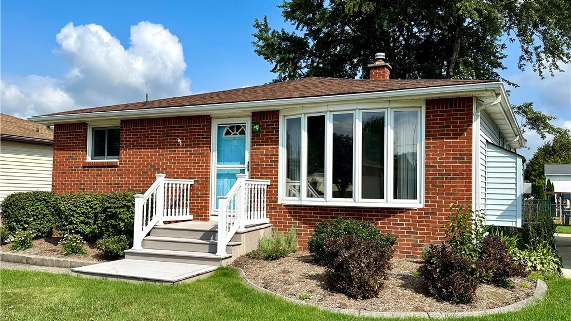 Property at 104 Castlewood Drive, Cheektowaga, NY 14227 3