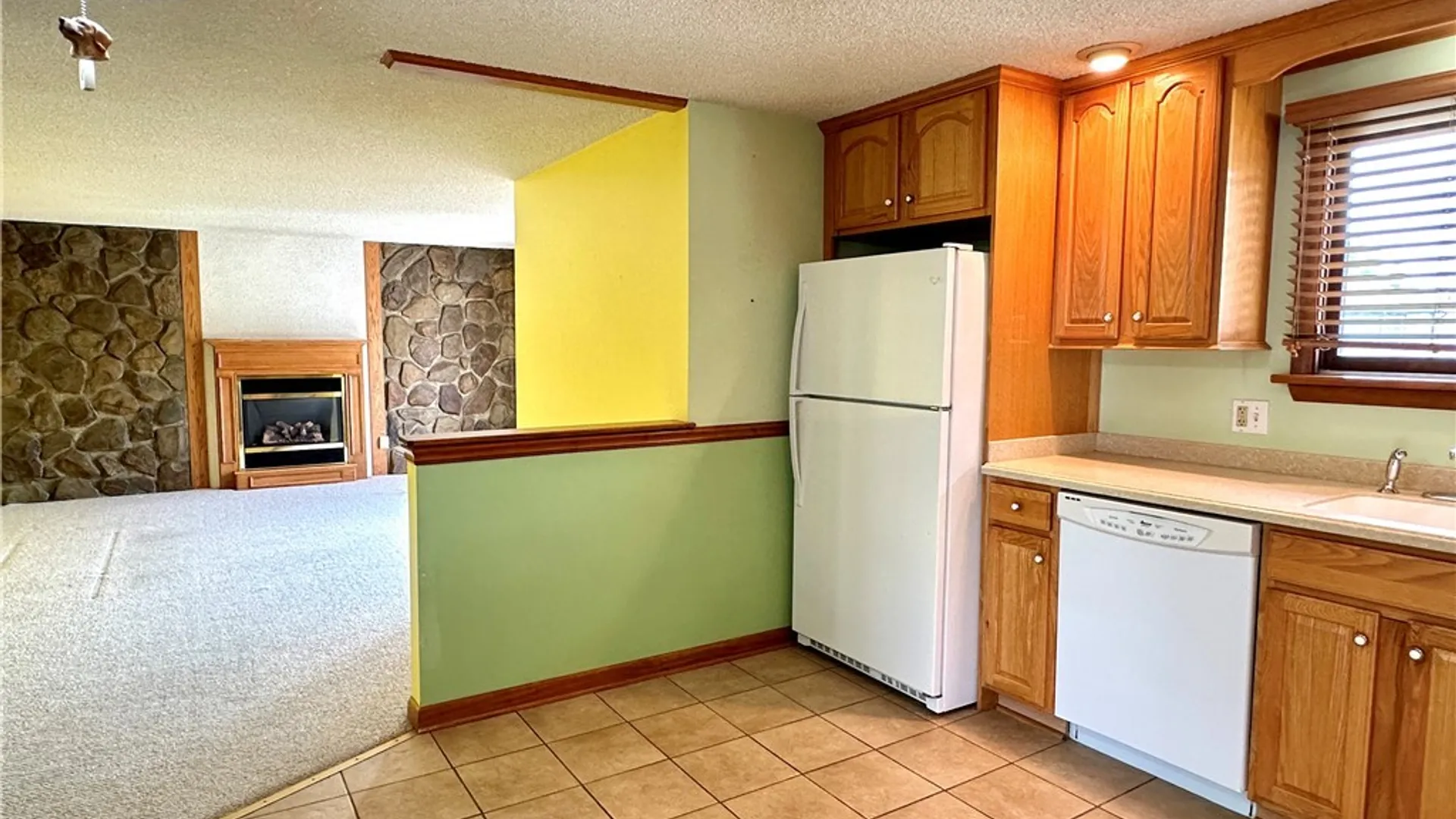 Property at 104 Castlewood Drive, Cheektowaga, NY 14227 23