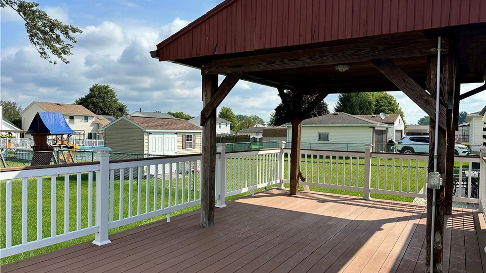Property at 104 Castlewood Drive, Cheektowaga, NY 14227 9