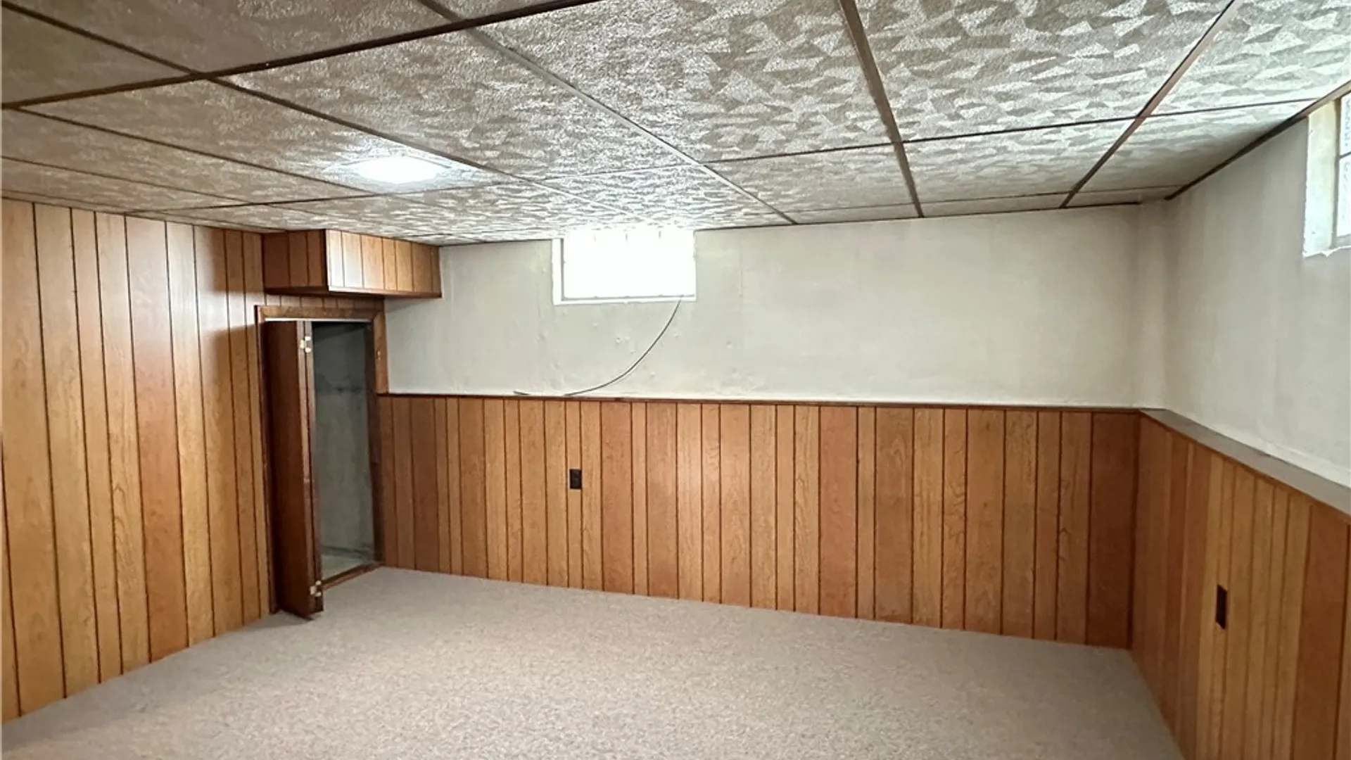 Property at 104 Castlewood Drive, Cheektowaga, NY 14227 43