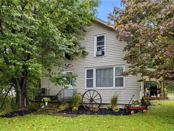 Property at 10573 North Road, Perrysburg, NY 14129