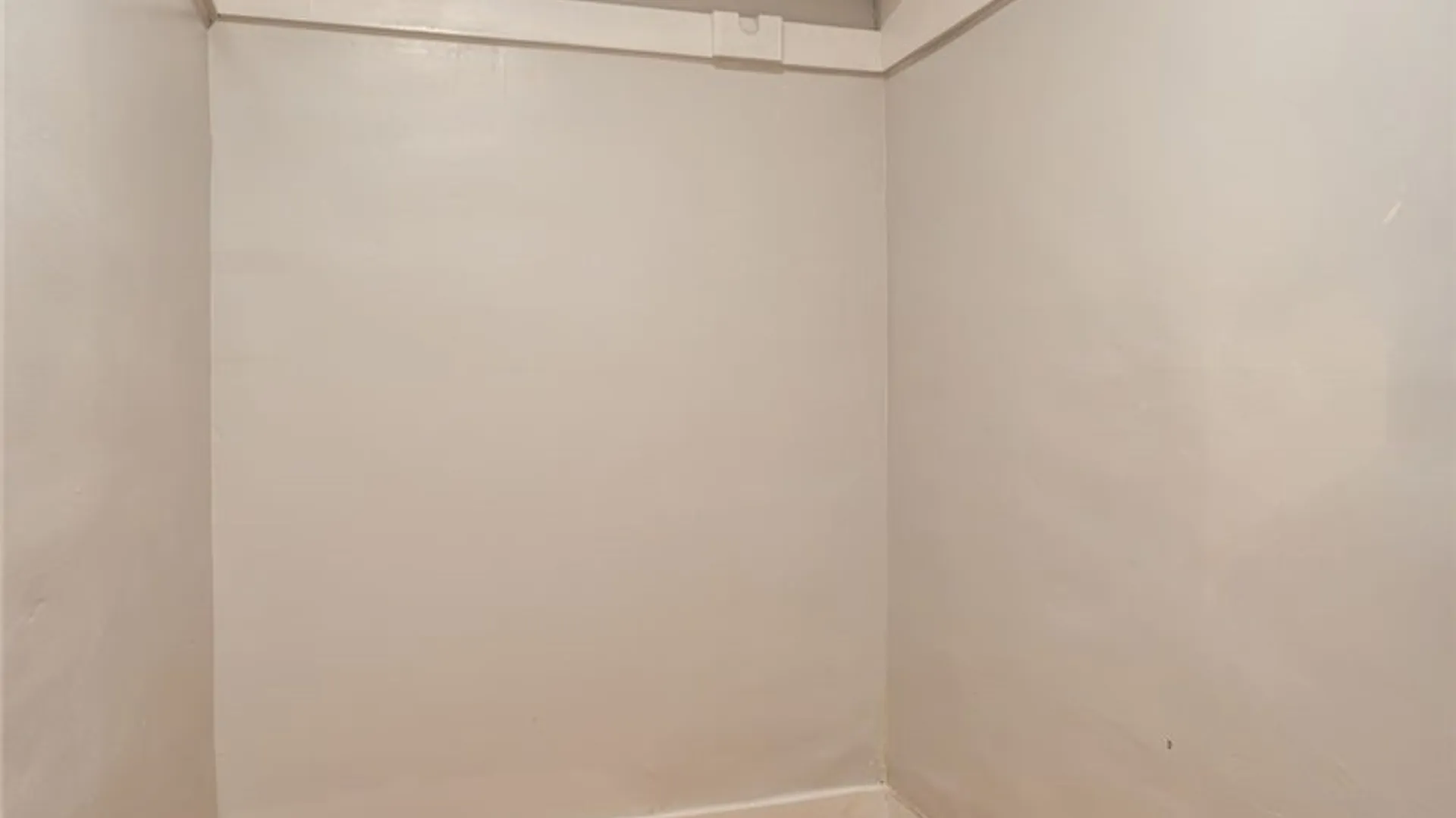 Property at 811 Cleveland Drive, Cheektowaga, NY 14225 32
