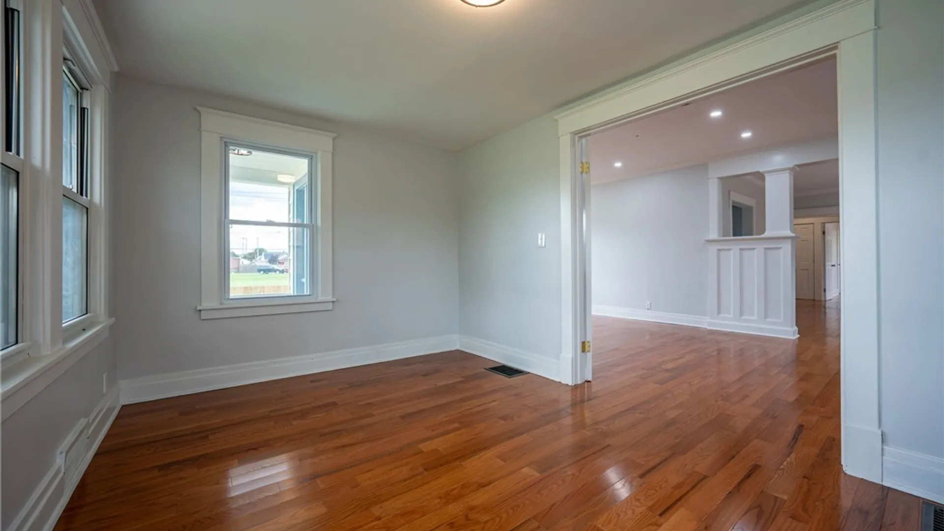 Property at 811 Cleveland Drive, Cheektowaga, NY 14225 12