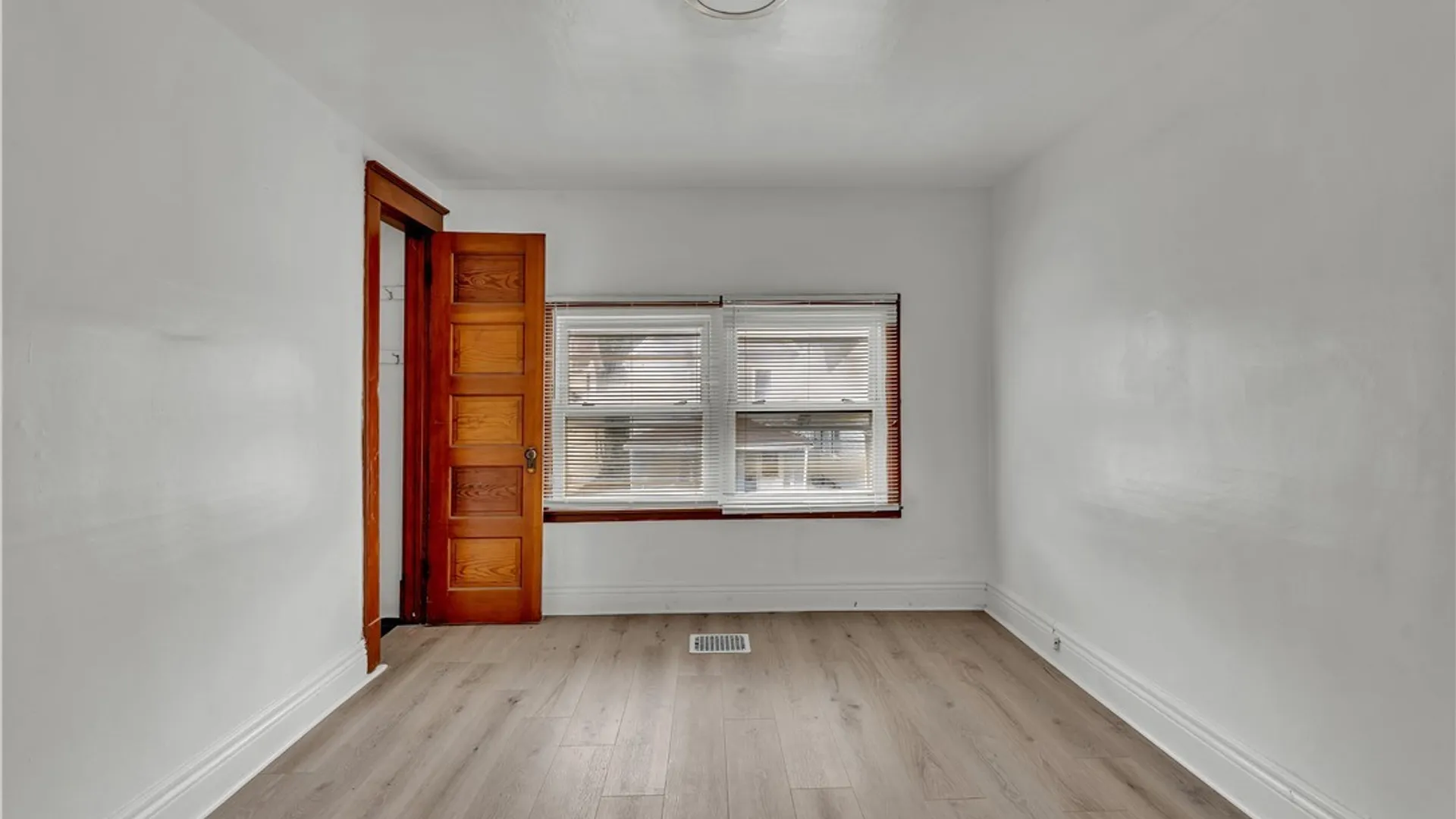 Property at 225 Longnecker Street, Buffalo, NY 14206 30