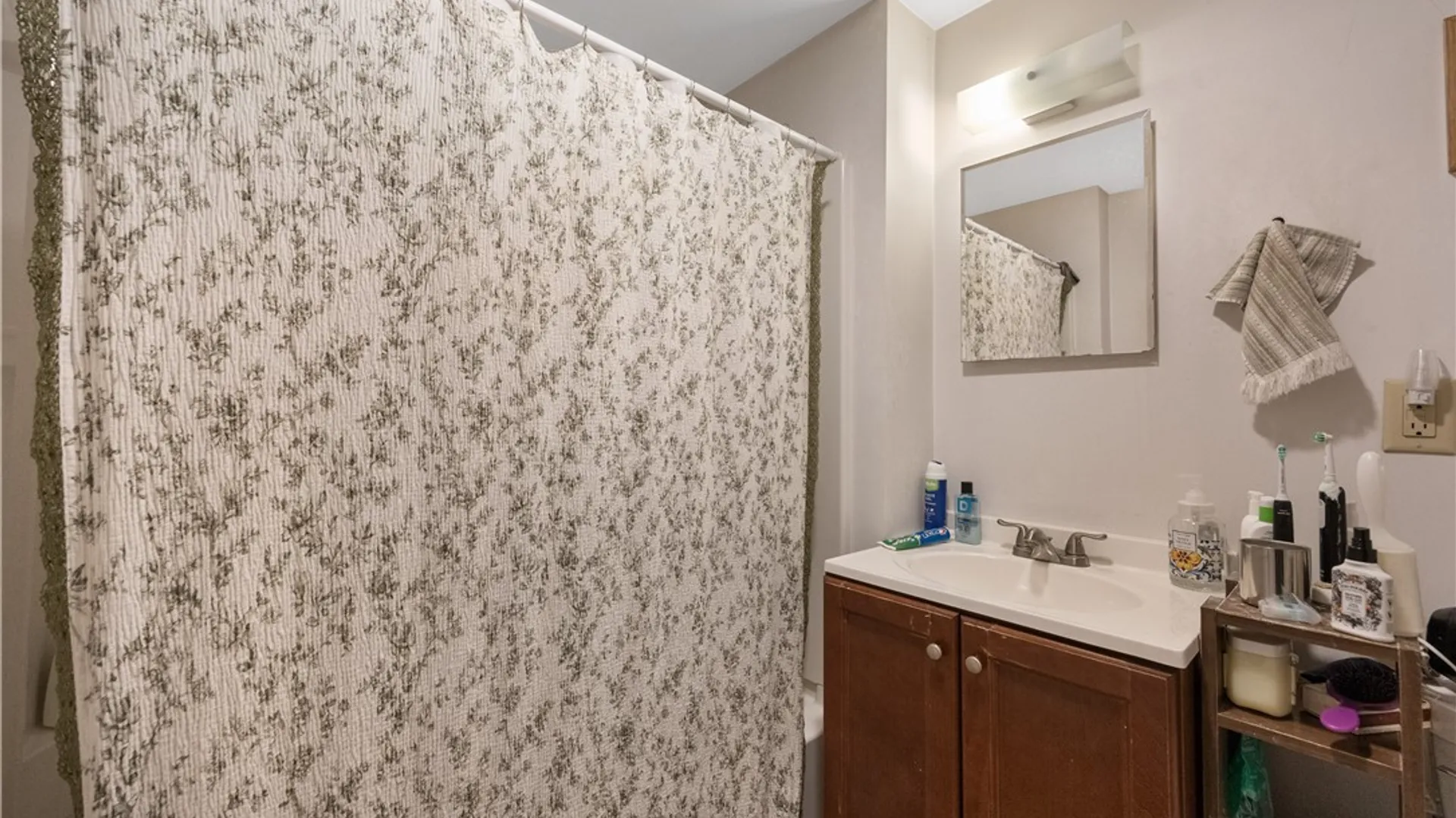 Property at 1121-1123 Westcott Street, Syracuse, NY 13210 24