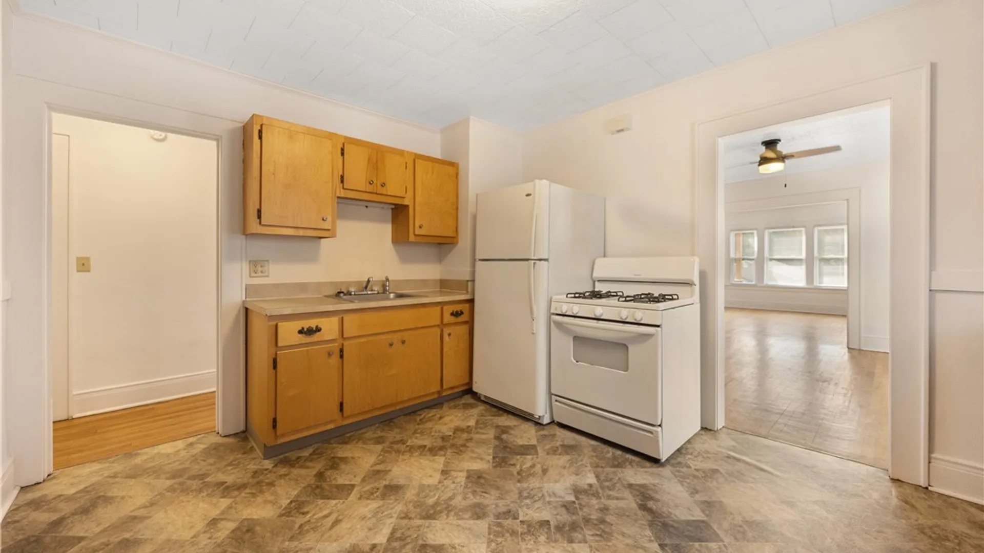Property at 1121-1123 Westcott Street, Syracuse, NY 13210 10
