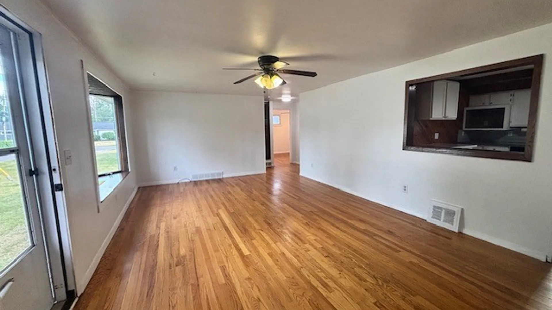 Property at 124 Marian Drive, Salina, NY 13211 9
