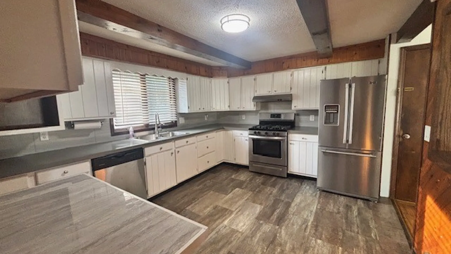 Property at 124 Marian Drive, Salina, NY 13211 28