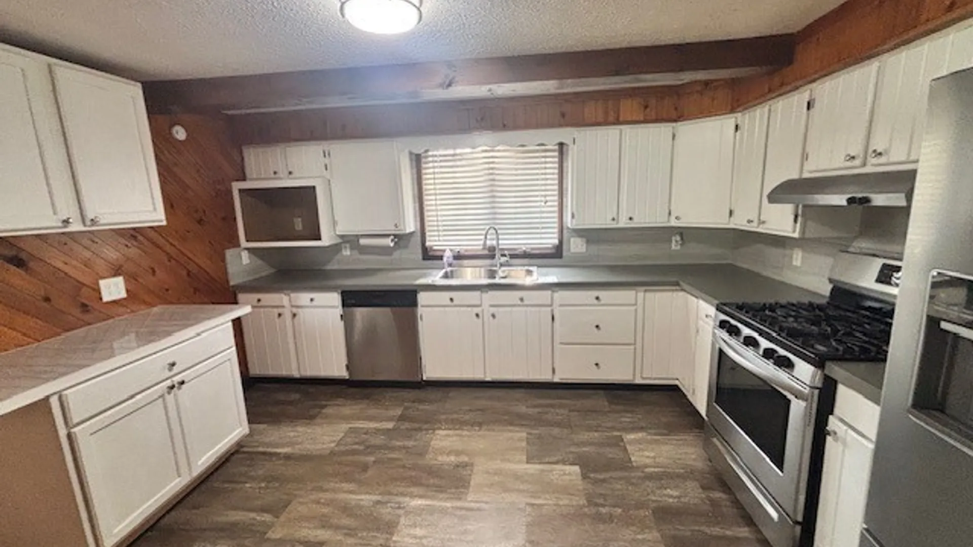 Property at 124 Marian Drive, Salina, NY 13211 32