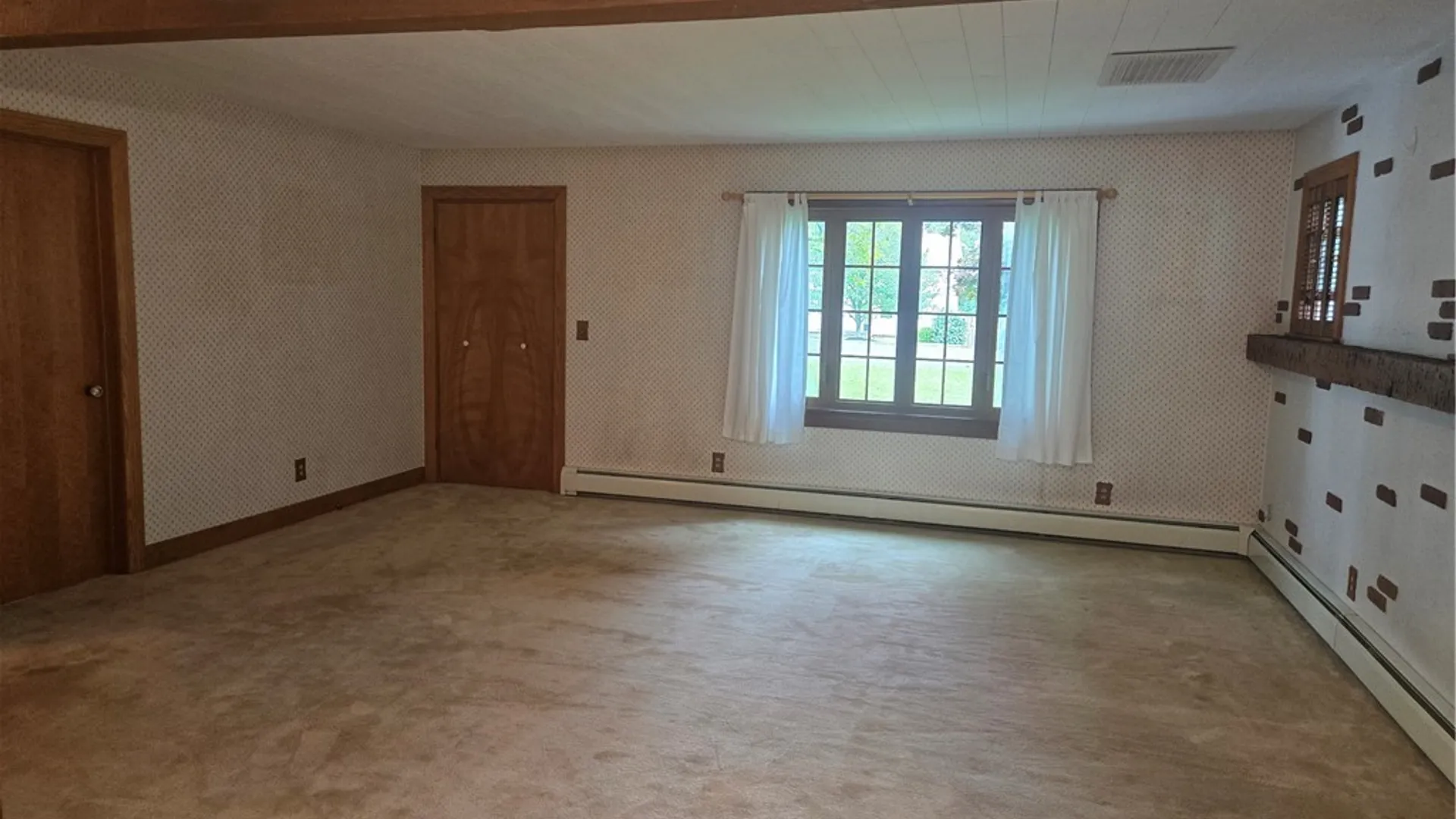 Property at 7322 Ridge Road, Hartland, NY 14094 4
