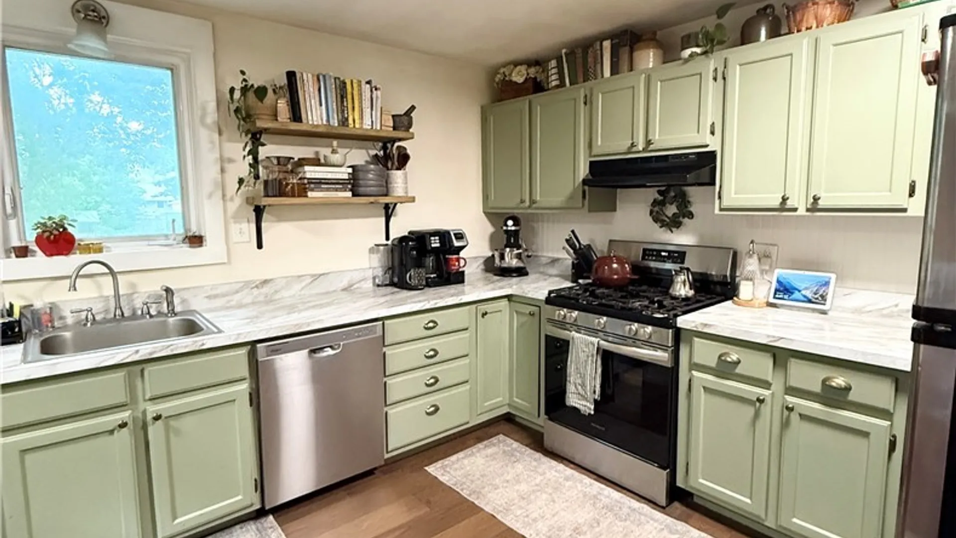 Property at 204 W Roswell Avenue, Onondaga, NY 13120 16