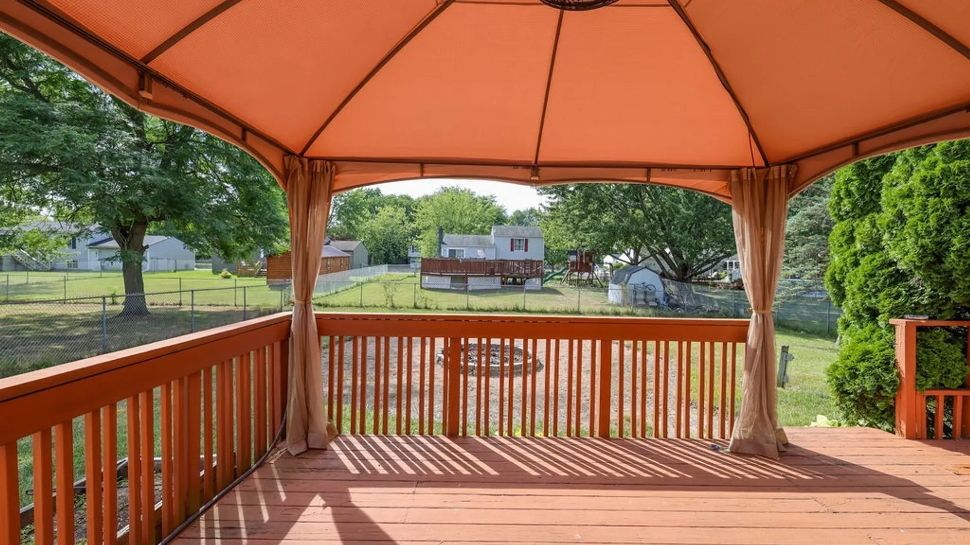 Property at 8484 Chinkapin Circle, Cicero, NY 13039 32