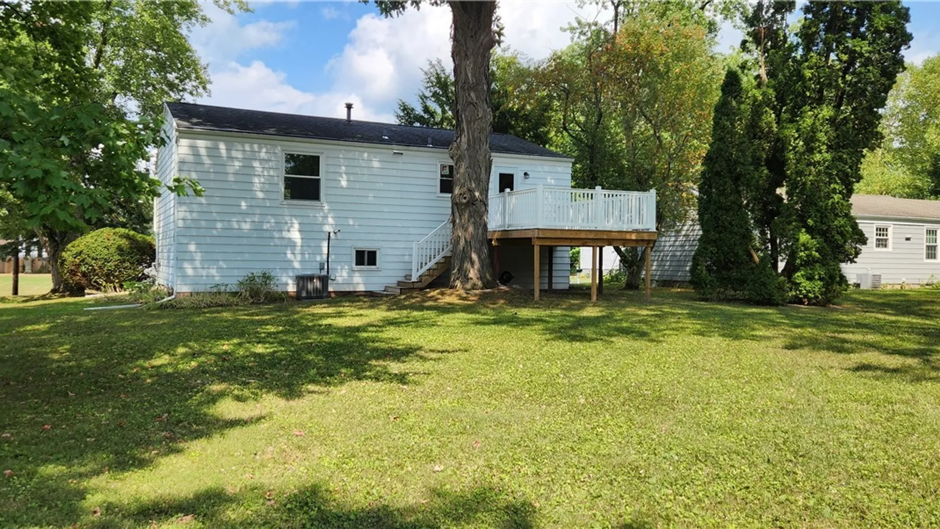 Property at 4280 Altair, Clay, NY 13090 17
