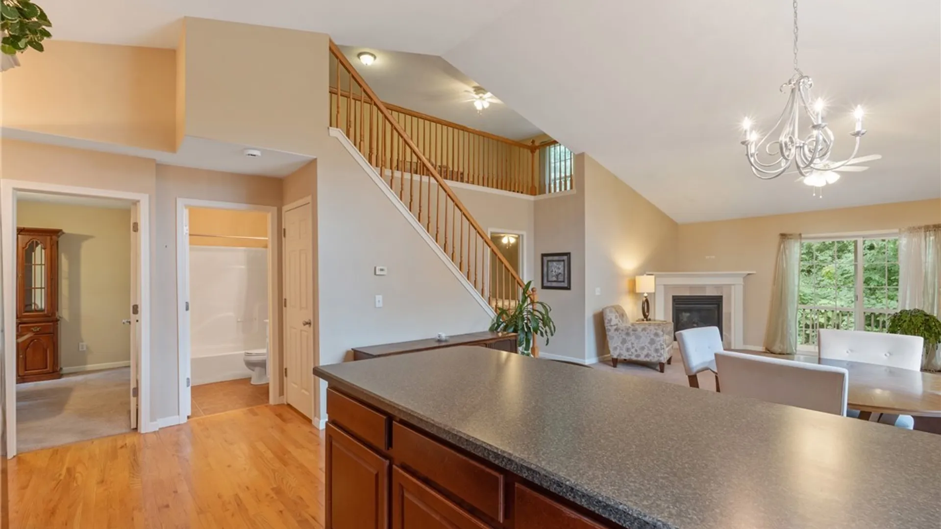 Property at 122 Slindes Woods Circle, Cicero, NY 13212 19