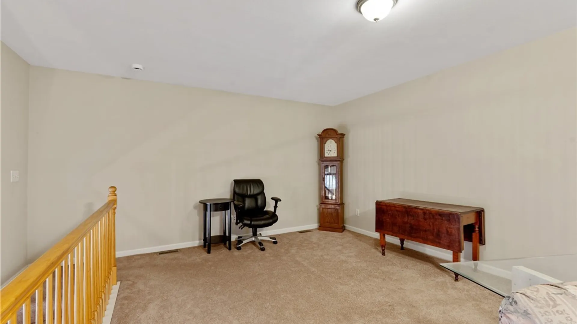 Property at 122 Slindes Woods Circle, Cicero, NY 13212 31