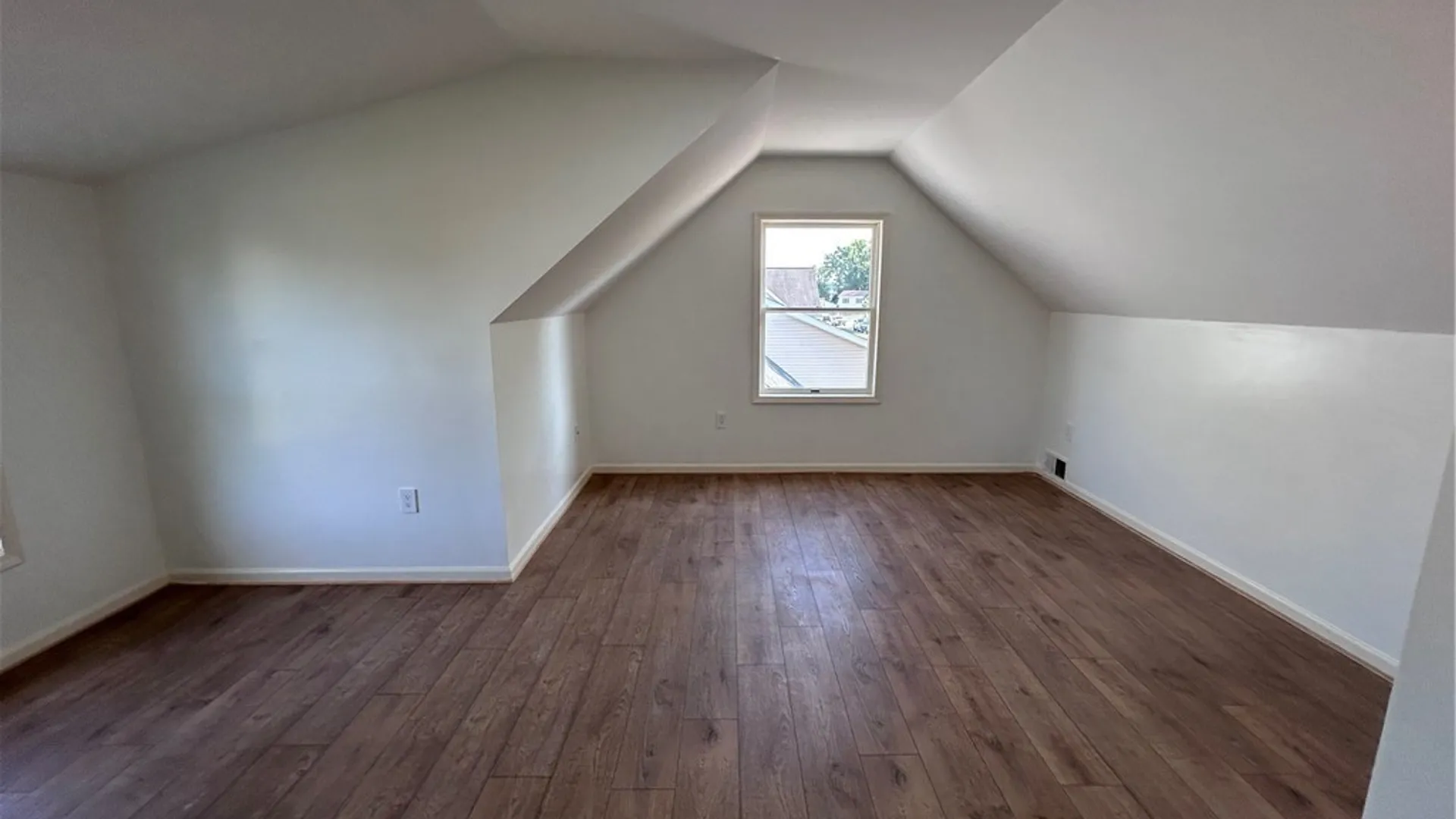 Property at 218 Summit Avenue, West Seneca, NY 14224 26
