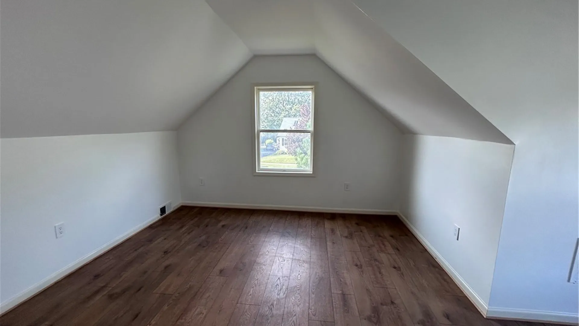 Property at 218 Summit Avenue, West Seneca, NY 14224 29