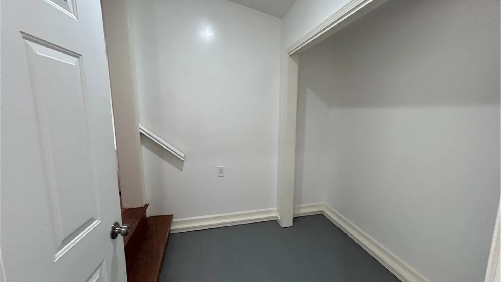 Property at 218 Summit Avenue, West Seneca, NY 14224 8