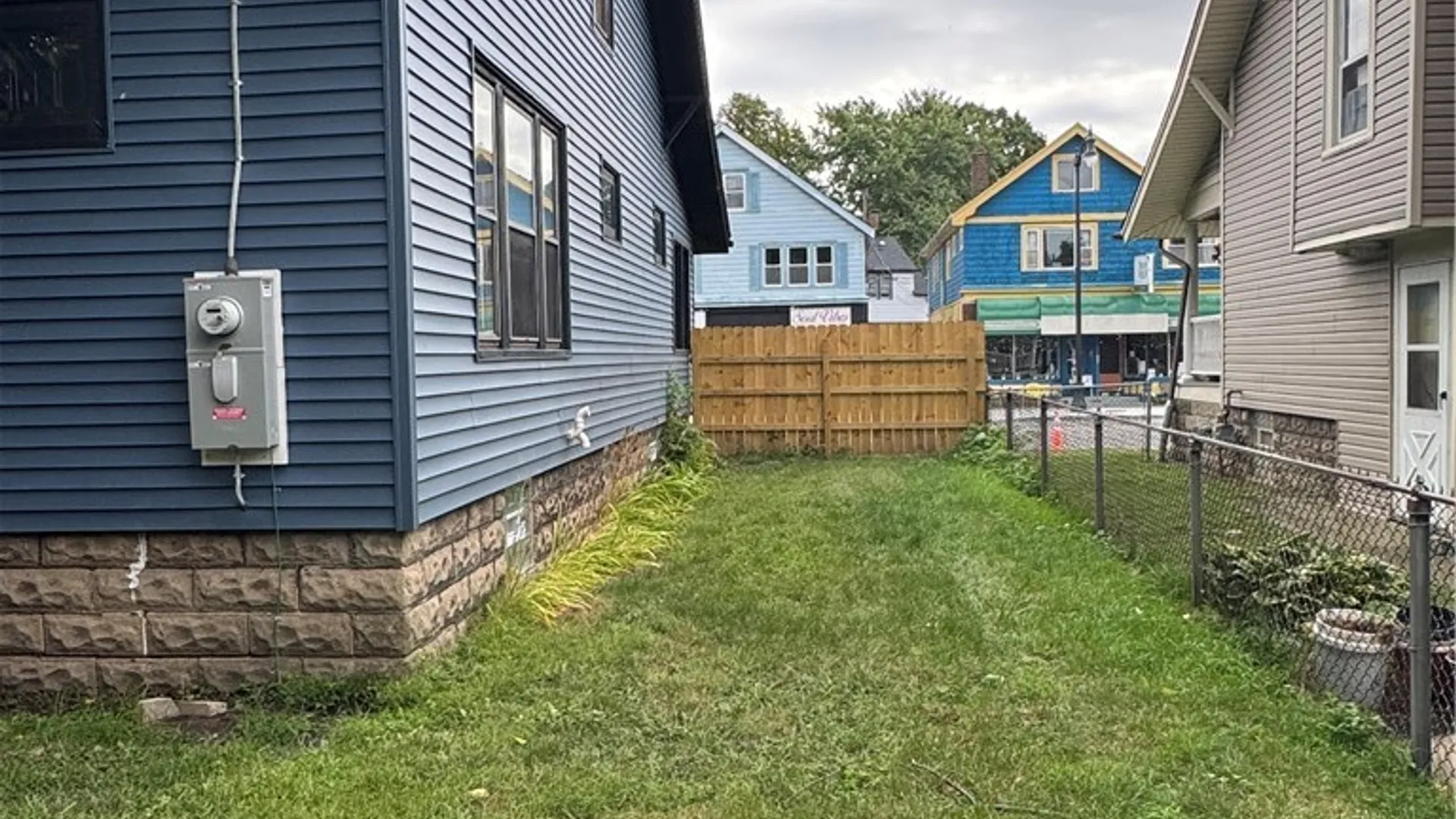 Property at 685 Abbott Road, Buffalo, NY 14220 6