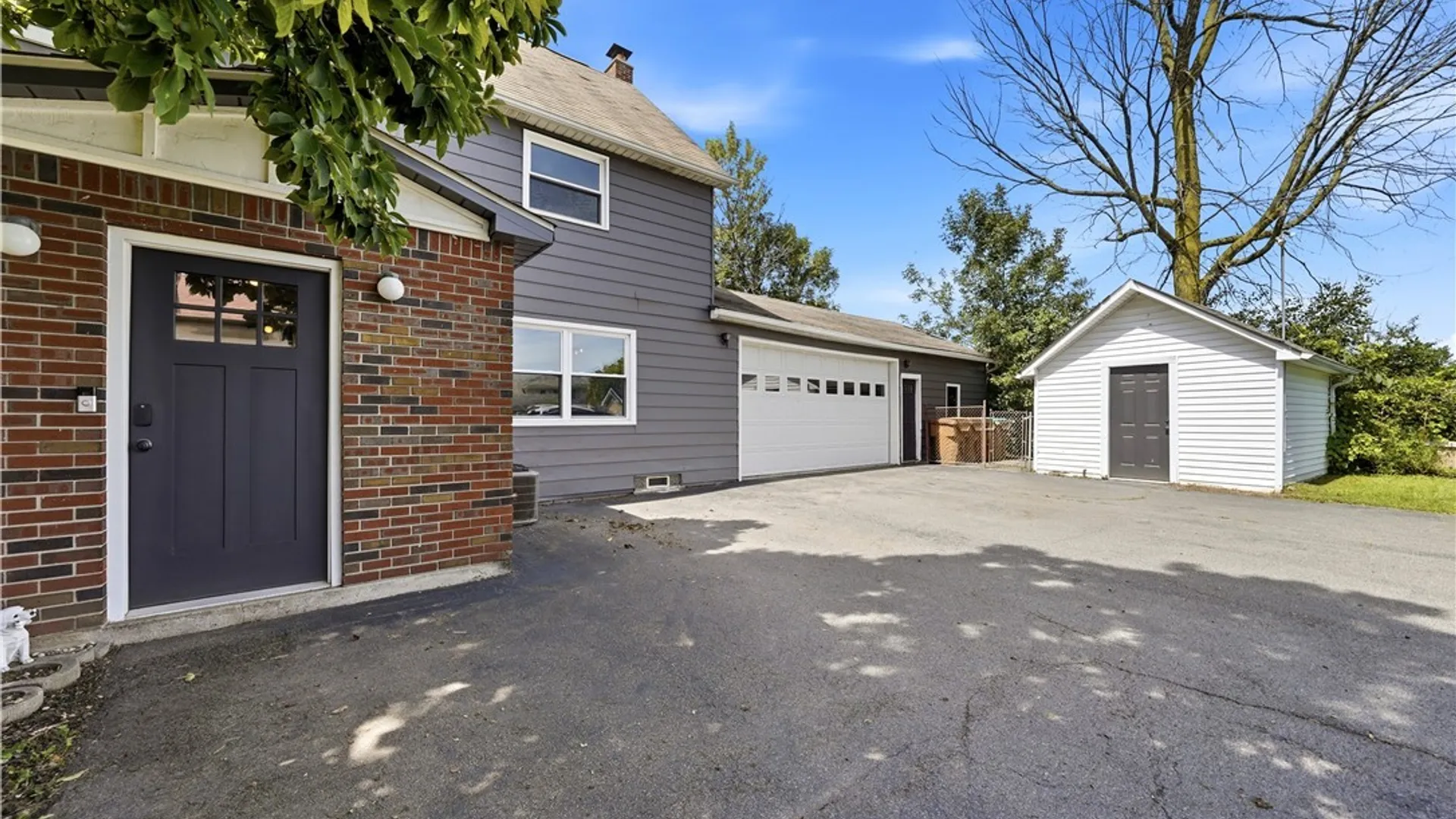 Property at 160 Como Park Boulevard, Cheektowaga, NY 14227 6