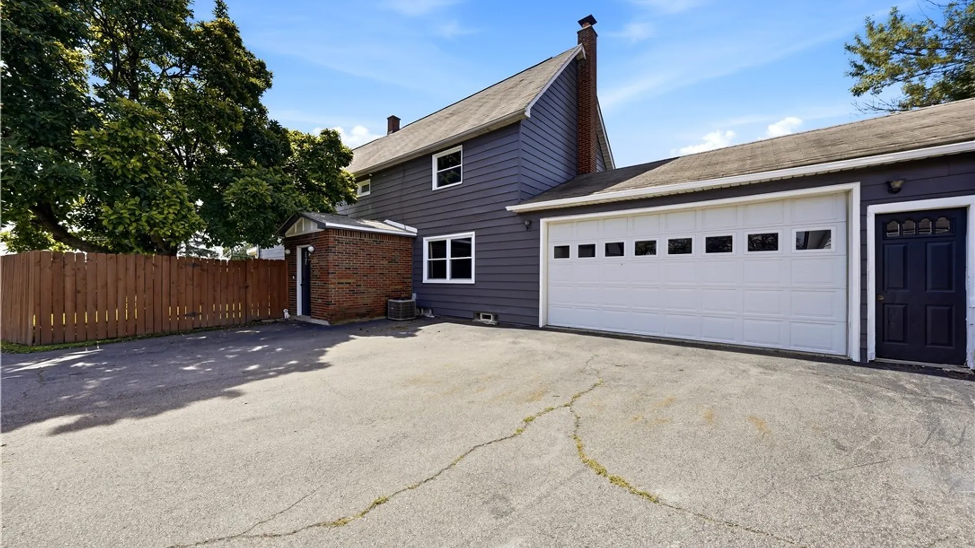 Property at 160 Como Park Boulevard, Cheektowaga, NY 14227 7