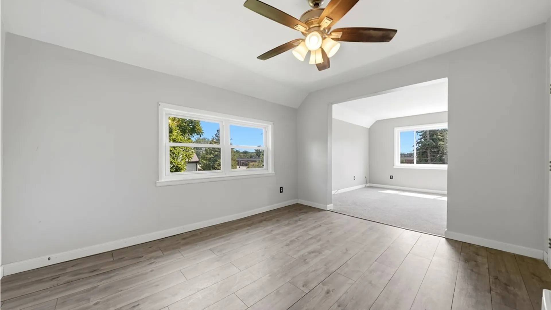 Property at 160 Como Park Boulevard, Cheektowaga, NY 14227 36