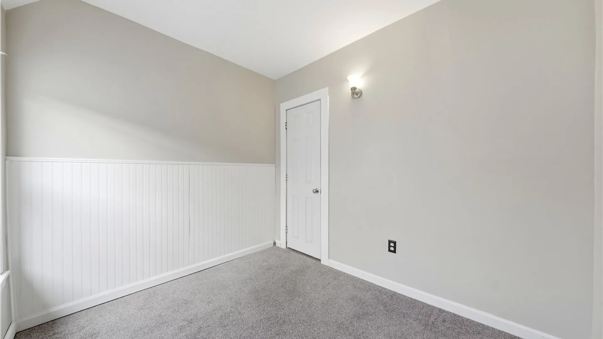 Property at 160 Como Park Boulevard, Cheektowaga, NY 14227 40
