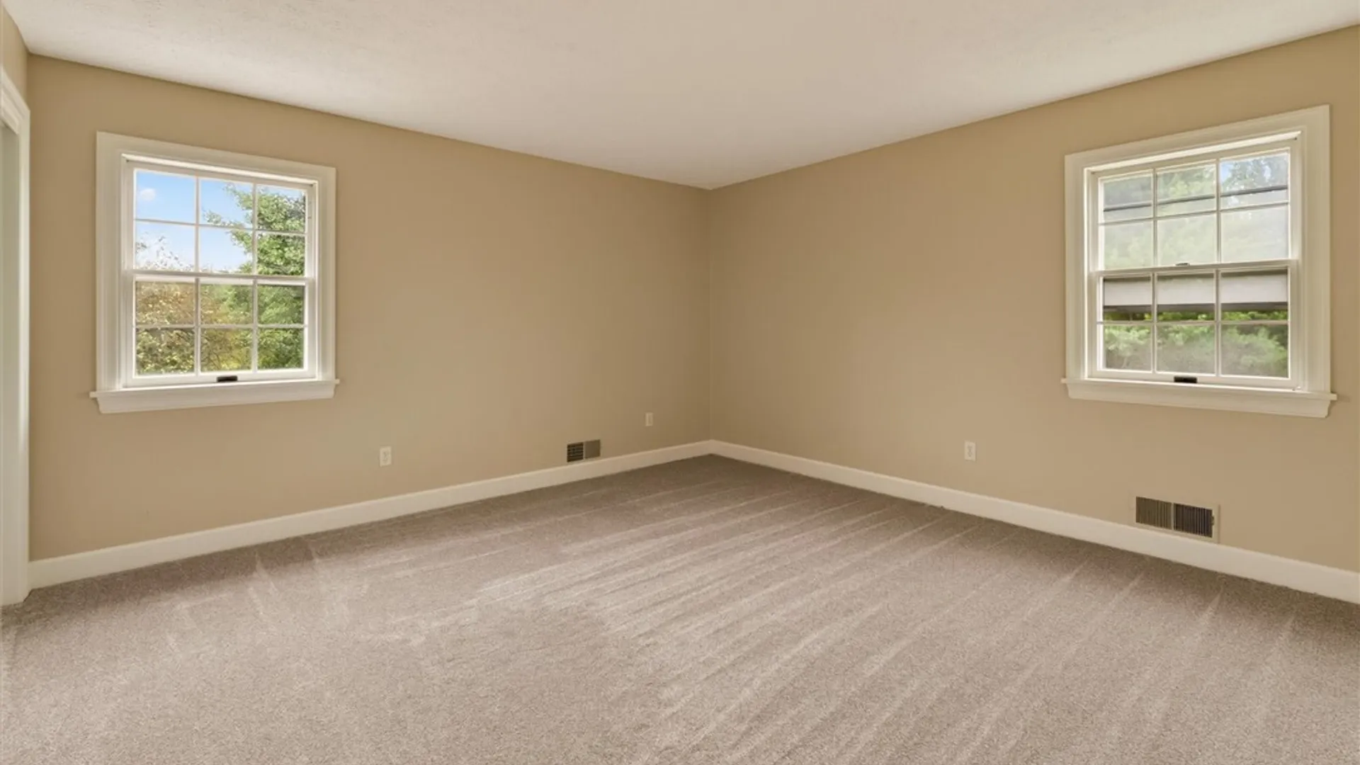 Property at 1 Hurlingham Drive, Mendon, NY 14472 19