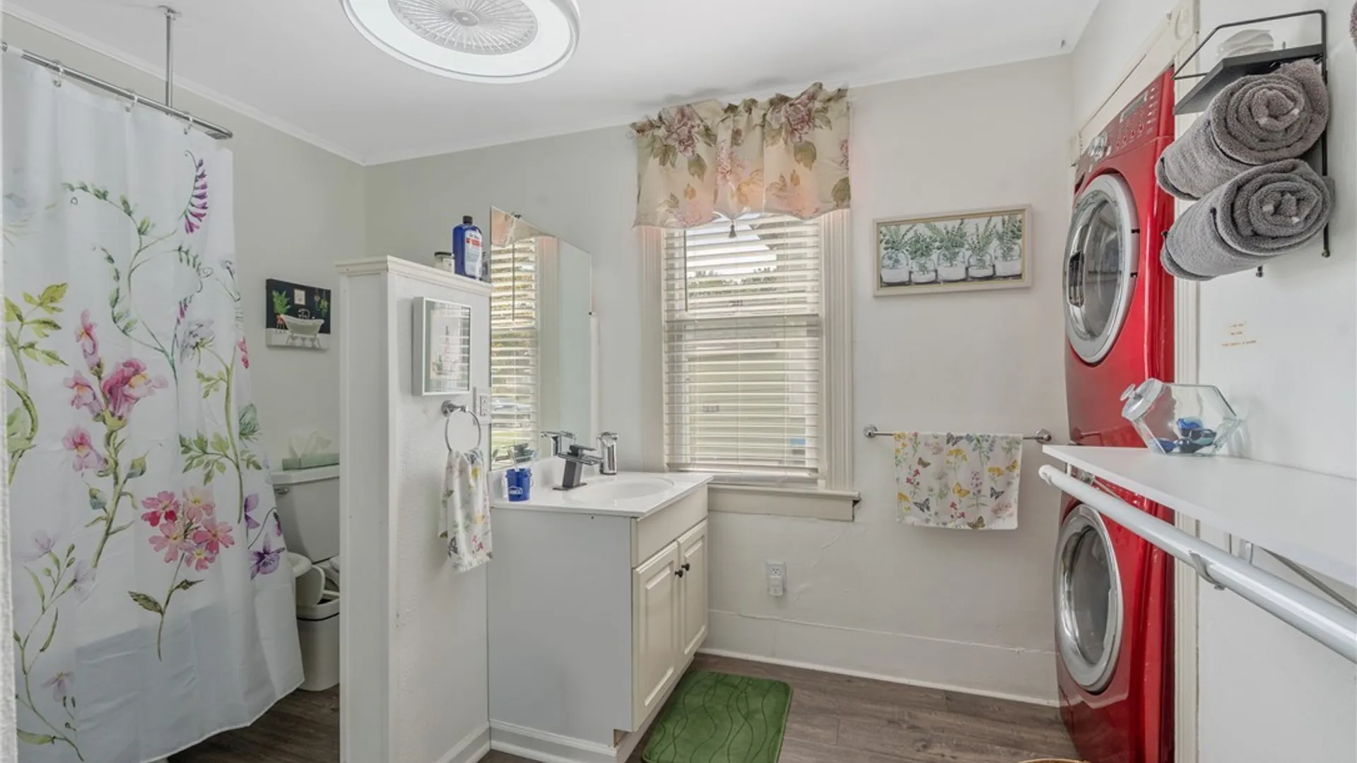 Property at 320 E North Street, Geneva City, NY 14456 22