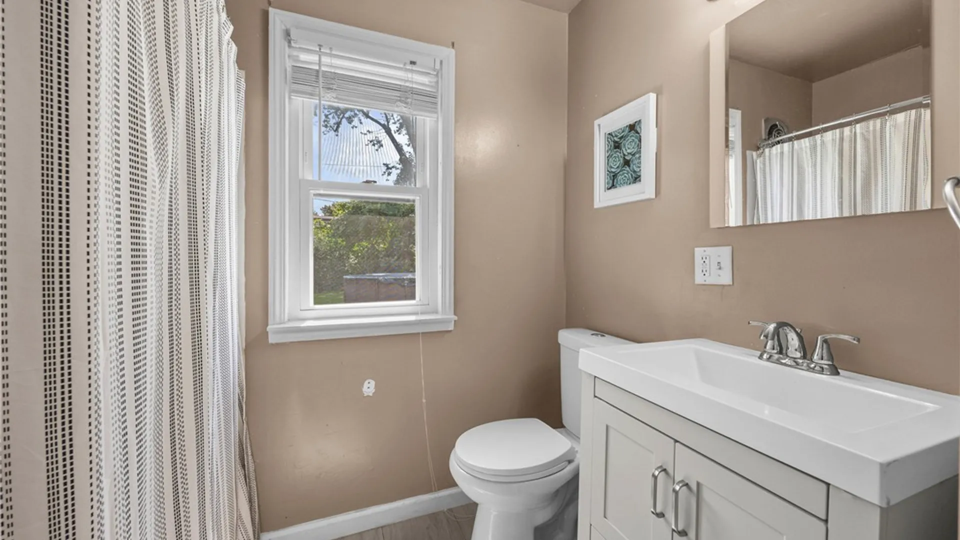 Property at 245 English Road, Greece, NY 14616 13