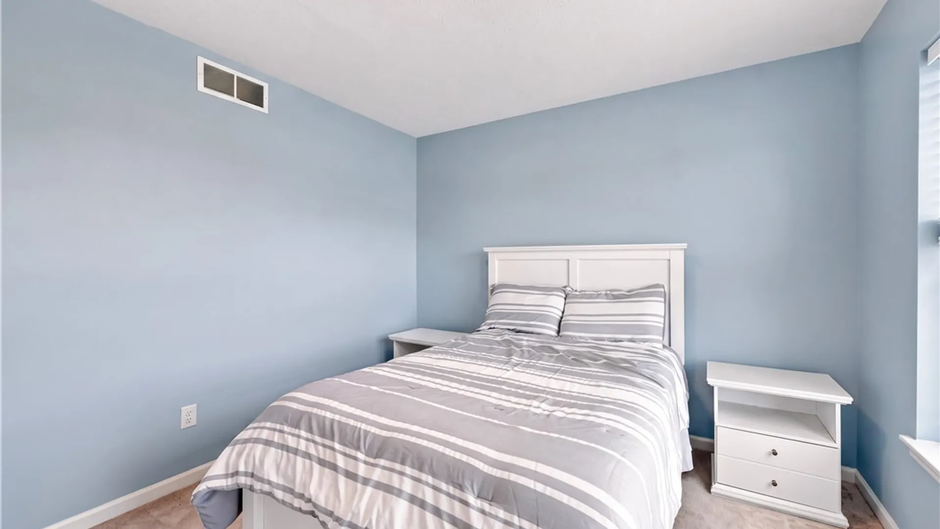 Property at 1 Prestwick Lane, Chili, NY 14428 35
