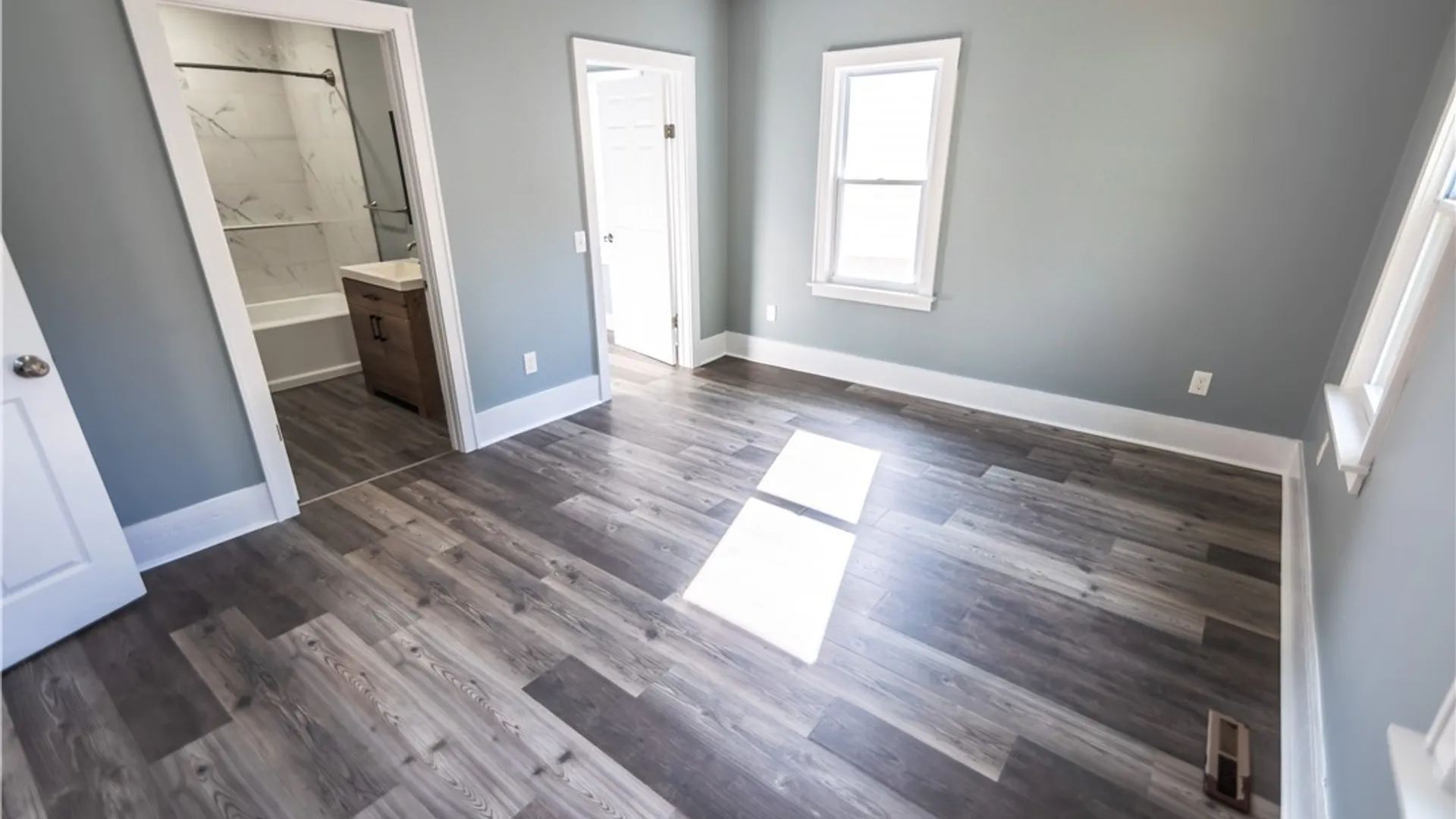 Property at 104 E Oak Orchard Street, Shelby, NY 14103 5