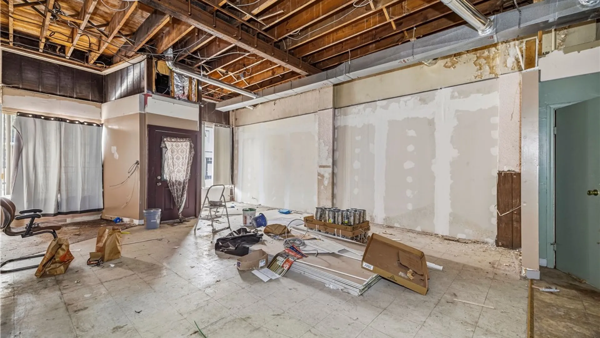 Property at 1609 Pine Avenue, Niagara Falls, NY 14301 5