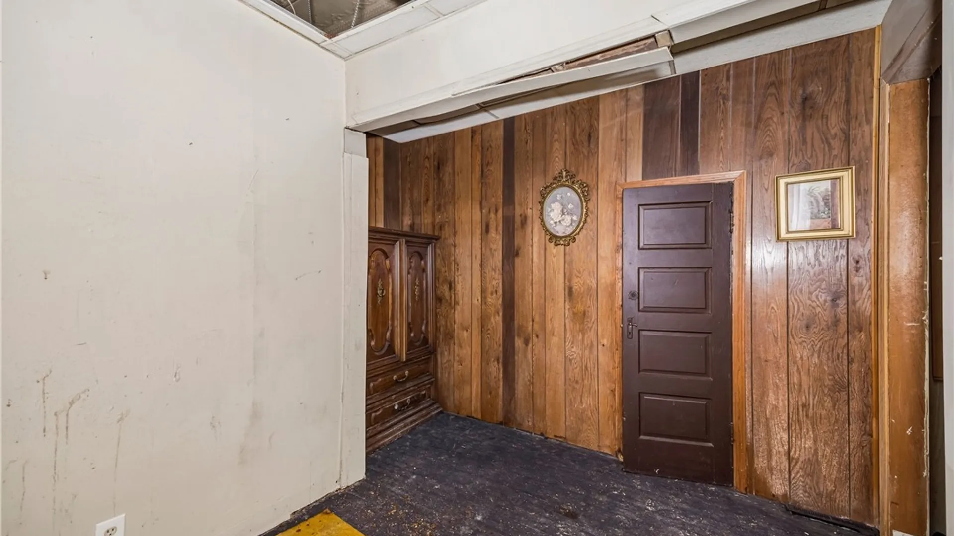Property at 1609 Pine Avenue, Niagara Falls, NY 14301 13