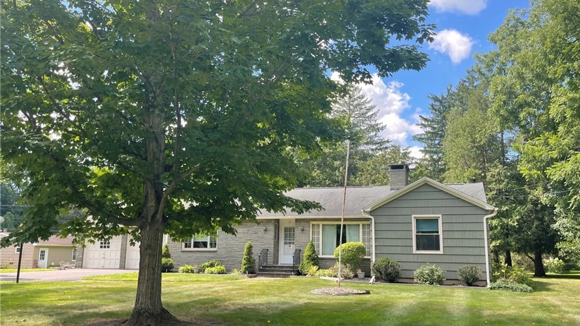 Property at 17 Castle Street, Vernon, NY 13421 5