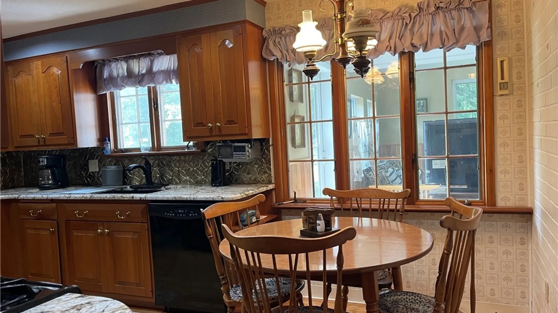 Property at 17 Castle Street, Vernon, NY 13421 17