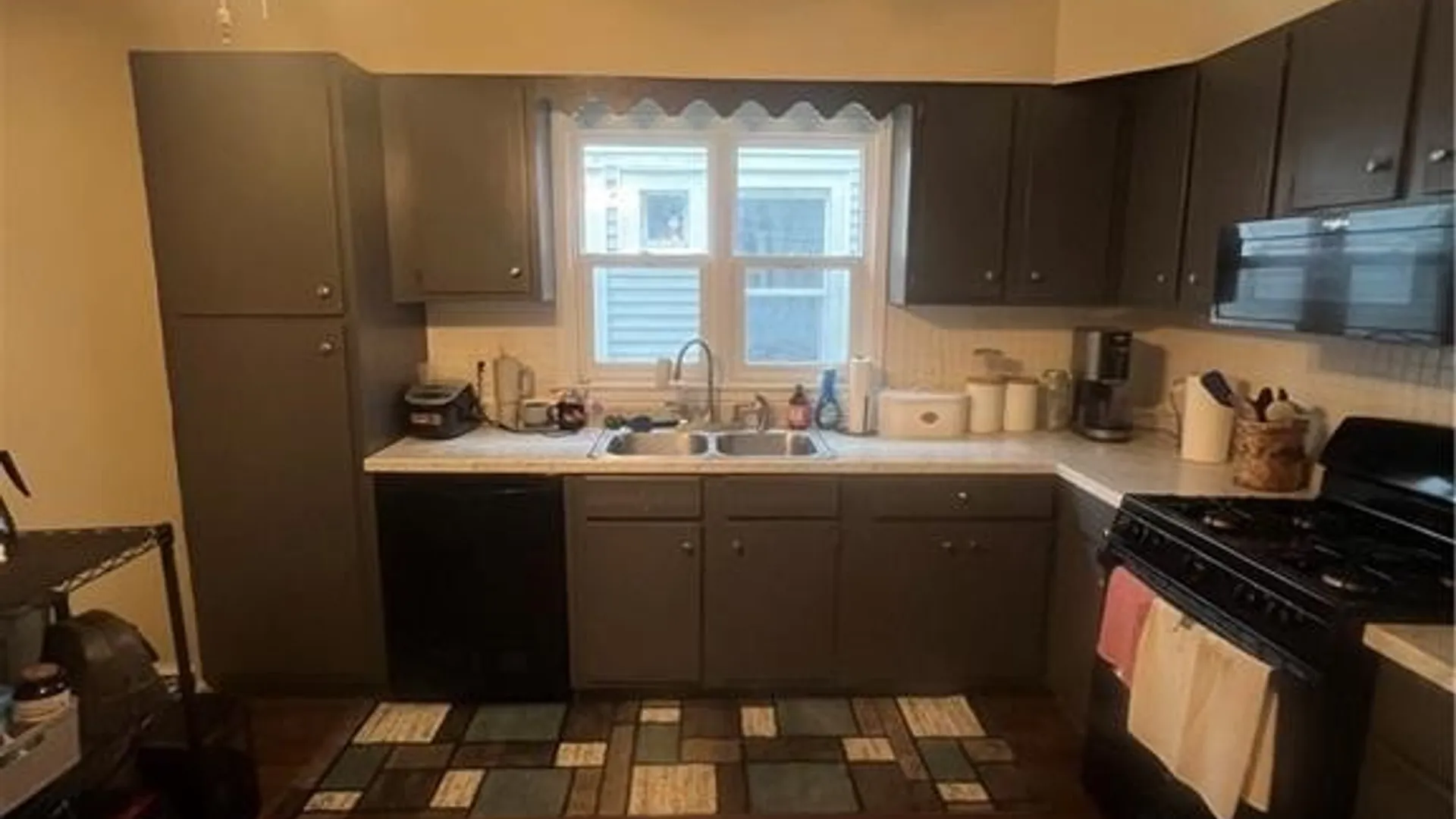Property at 146 Wallace Avenue, Buffalo, NY 14214 6