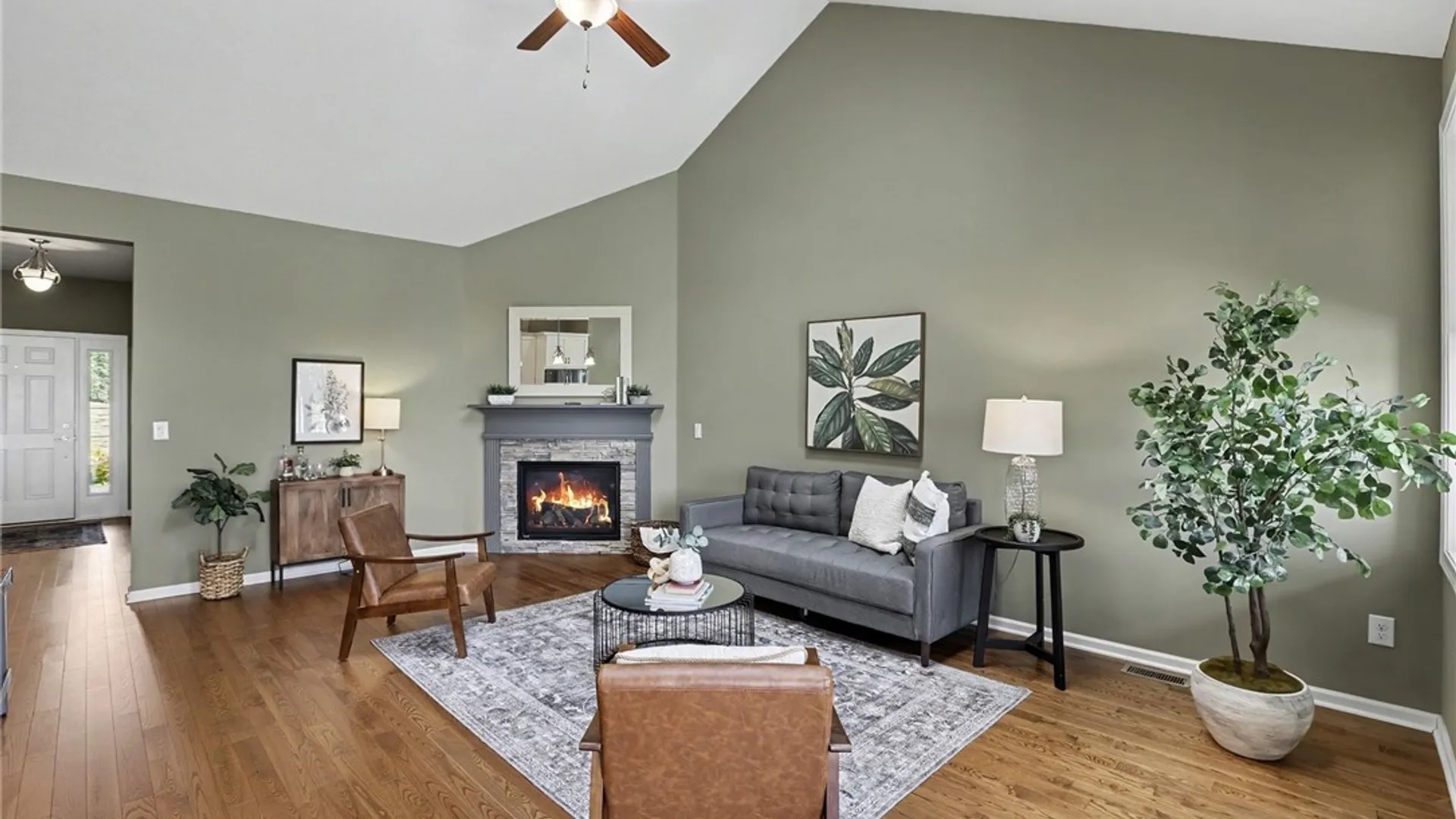 Property at 4049 St James Parkway, Canandaigua Town, NY 14424 4