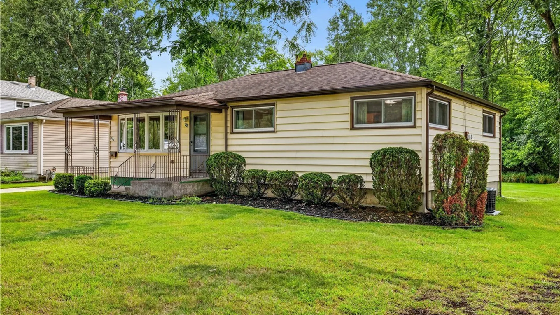 Property at 445 North Avenue, North Tonawanda, NY 14120 4