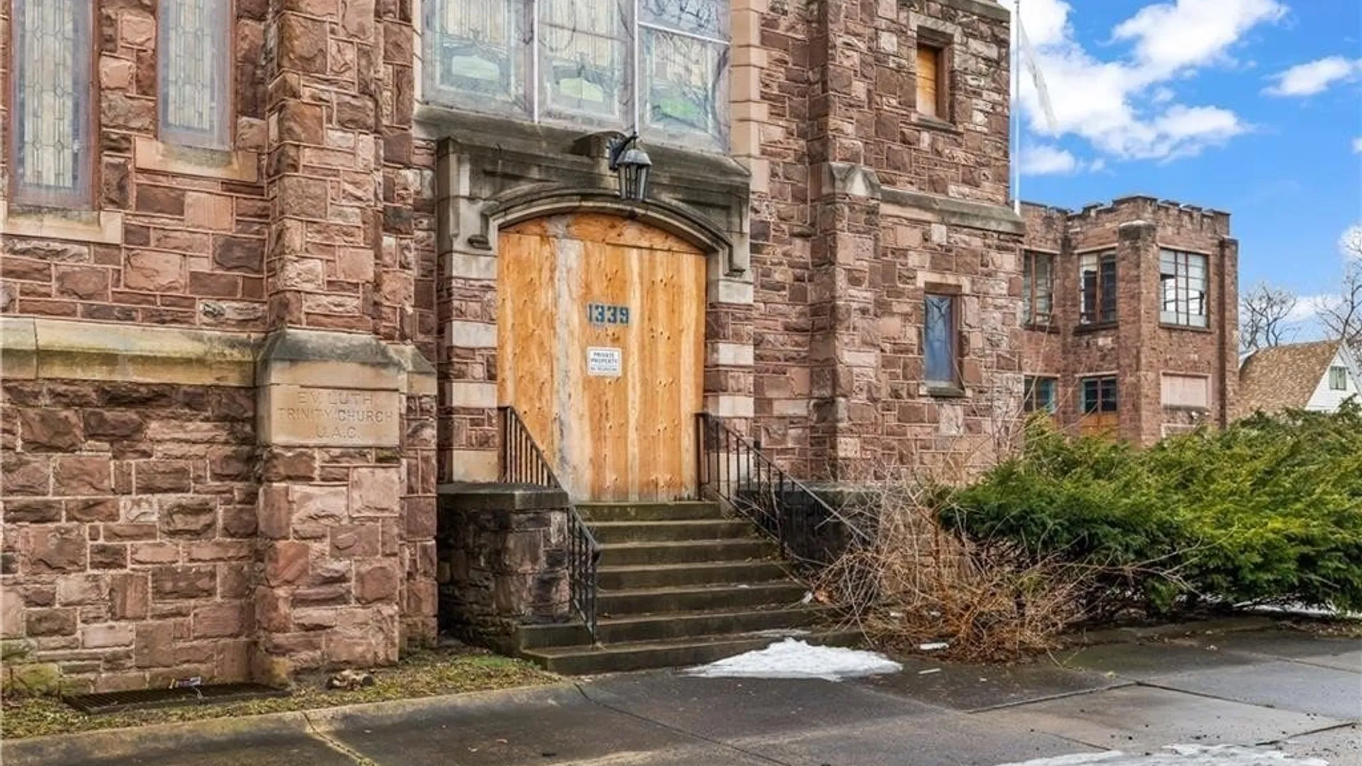 Property at 1339 South Avenue, Niagara Falls, NY 14305 6