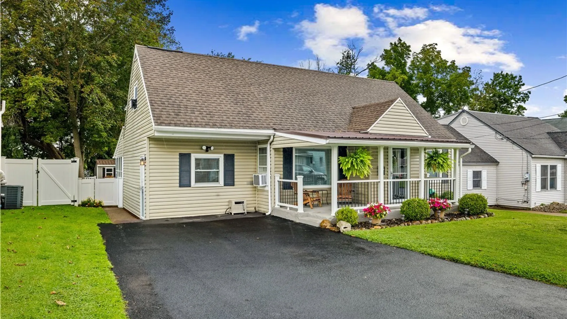 Property at 15 Leard Road, New Hartford, NY 13413 3