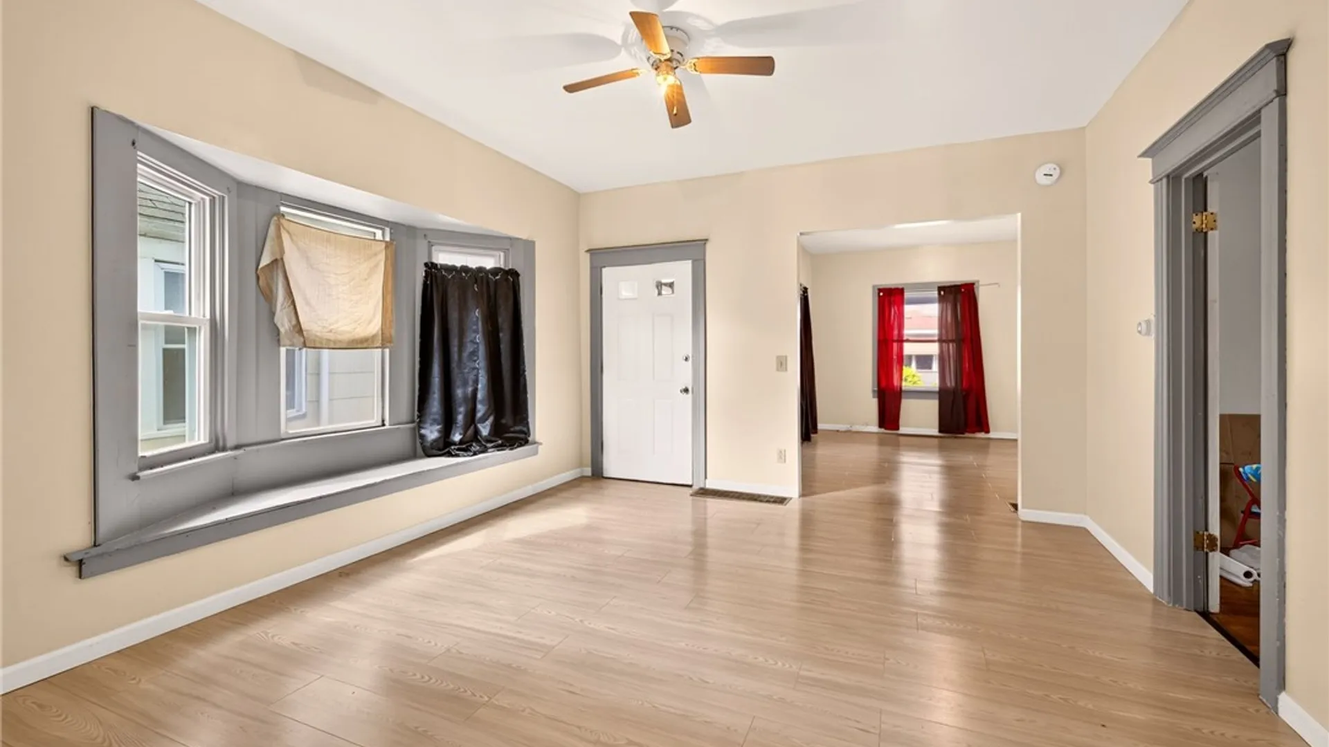 Property at 20 Home Place, Rochester, NY 14611 3