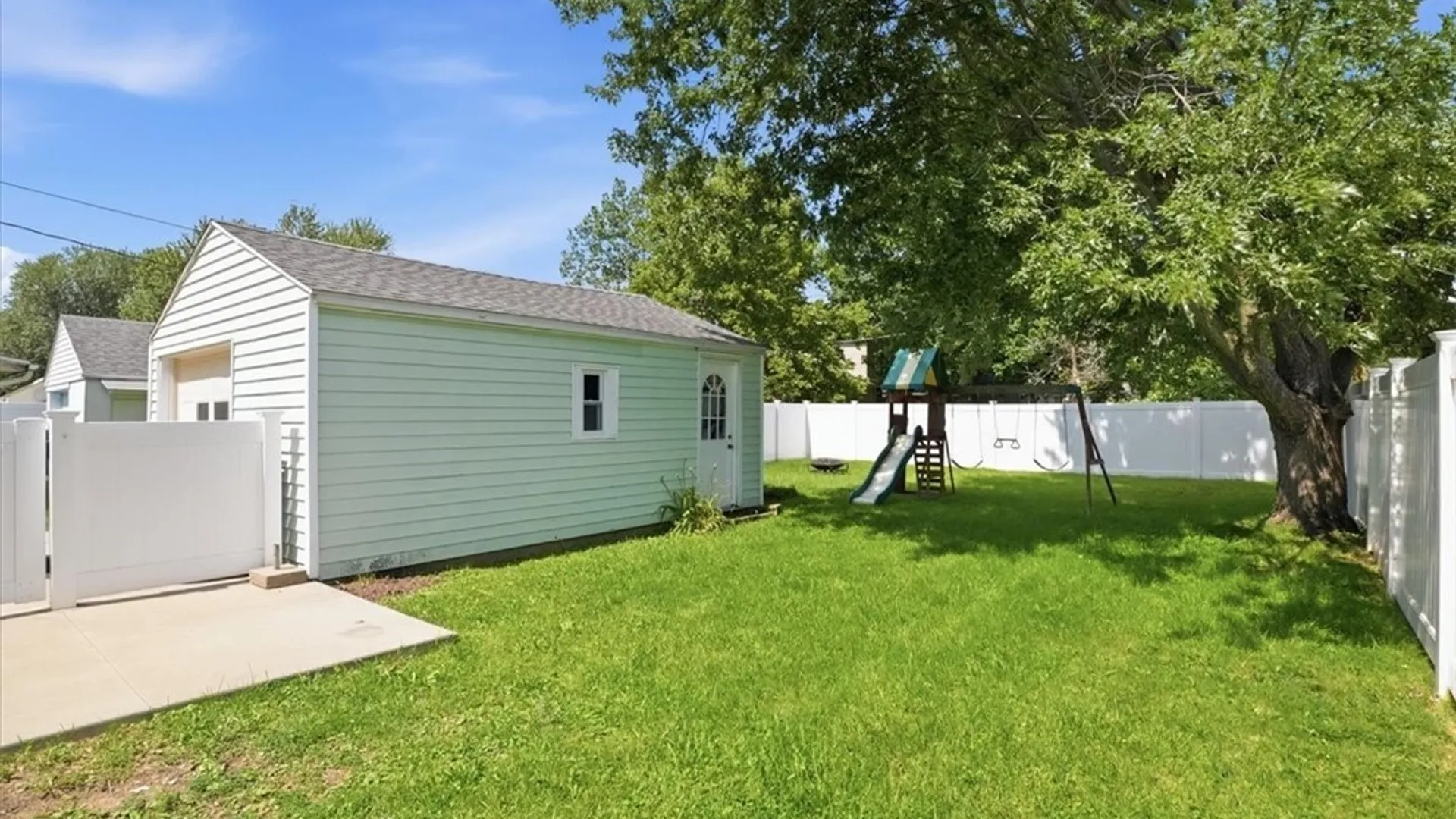Property at 1803 Huth Road, Grand Island, NY 14072 24