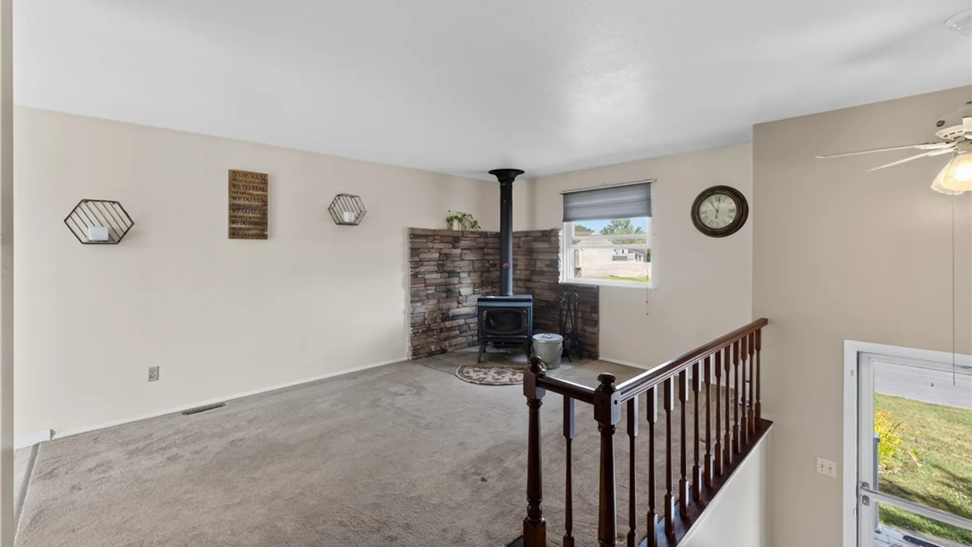 Property at 5325 Fortuna Parkway, Clay, NY 13041 5