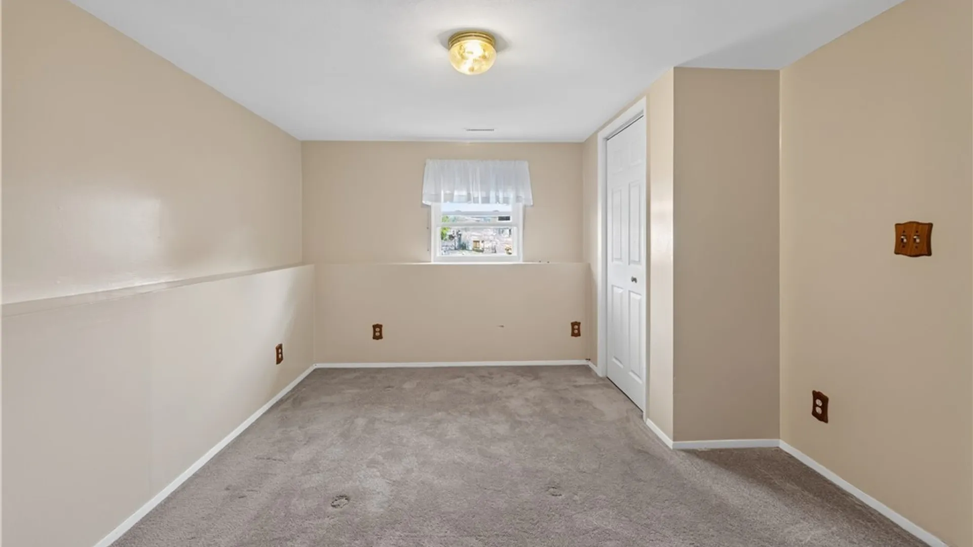 Property at 5325 Fortuna Parkway, Clay, NY 13041 24