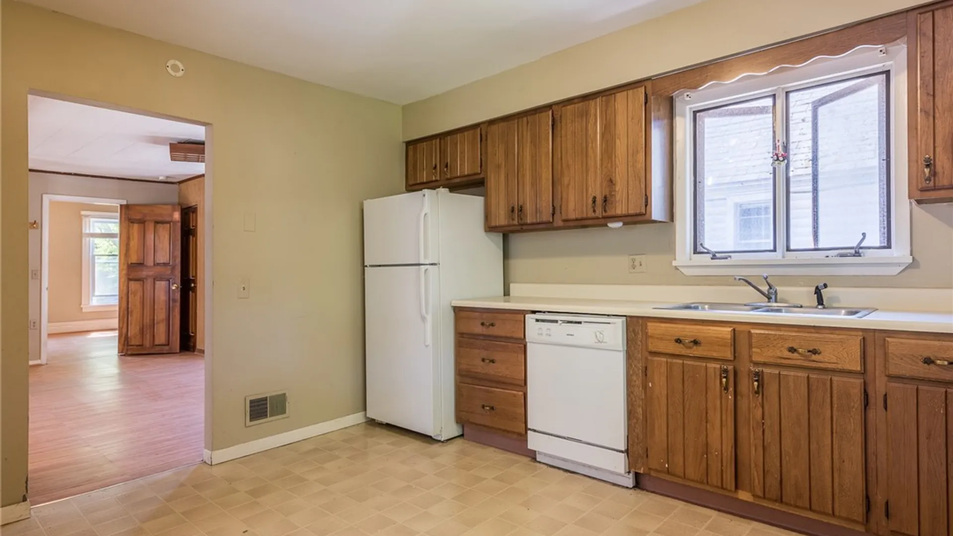 Property at 777 Meigs Street, Rochester, NY 14620 15