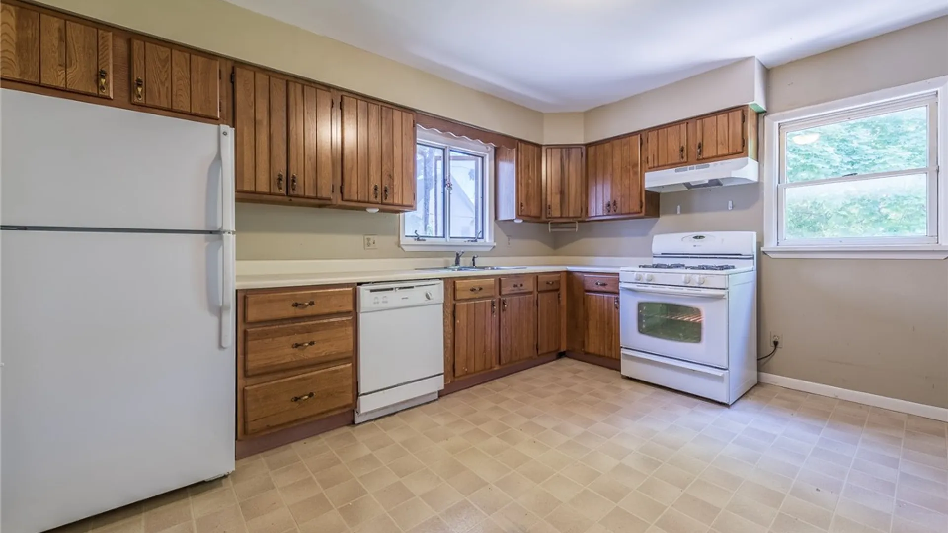 Property at 777 Meigs Street, Rochester, NY 14620 16