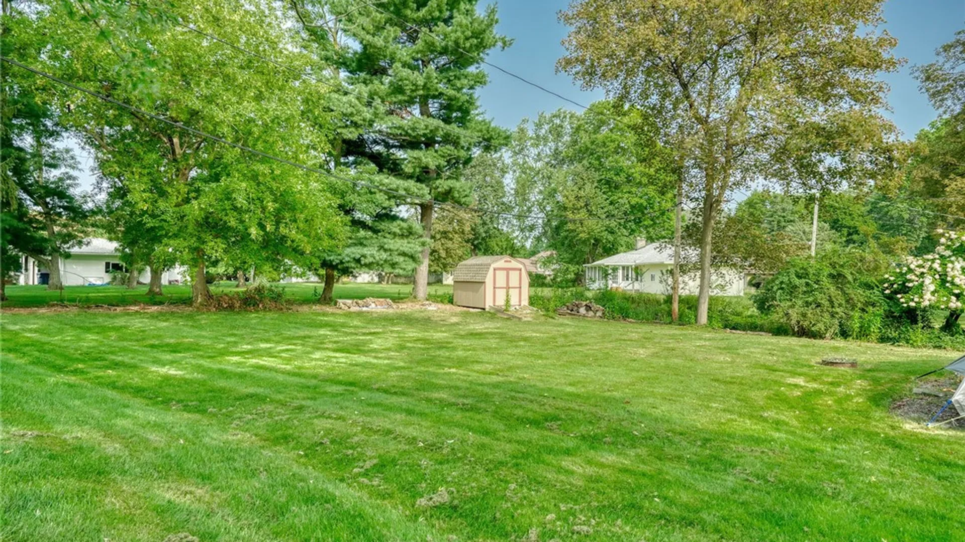 Property at 129 Brookview Drive, Irondequoit, NY 14617 6